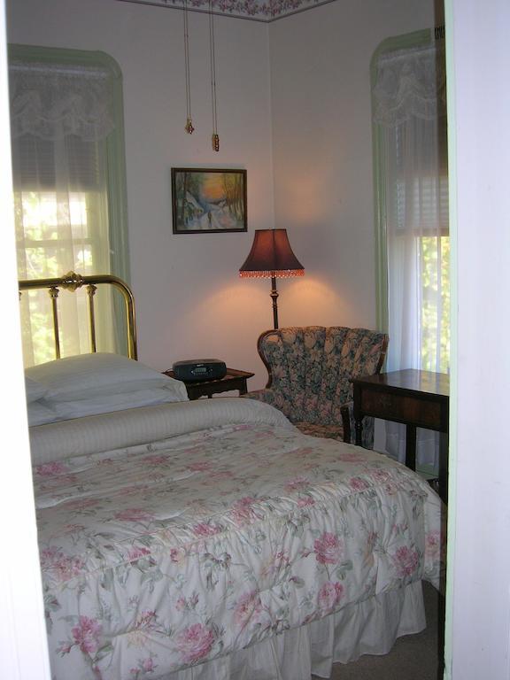 Bradford Place Inn Сонора Экстерьер фото
