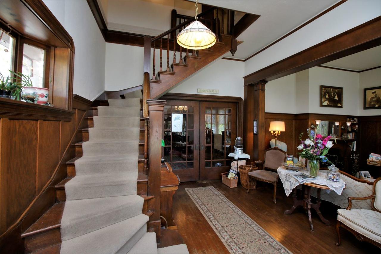 Bradford Place Inn Сонора Экстерьер фото