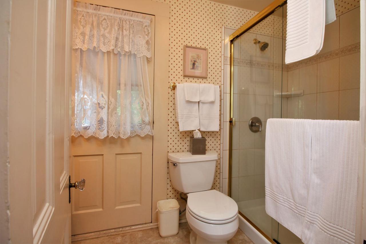 Bradford Place Inn Сонора Экстерьер фото