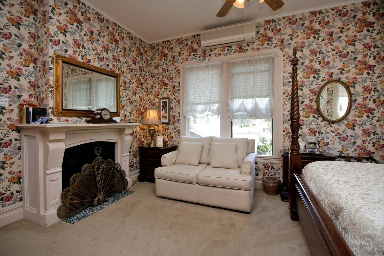 Bradford Place Inn Сонора Экстерьер фото